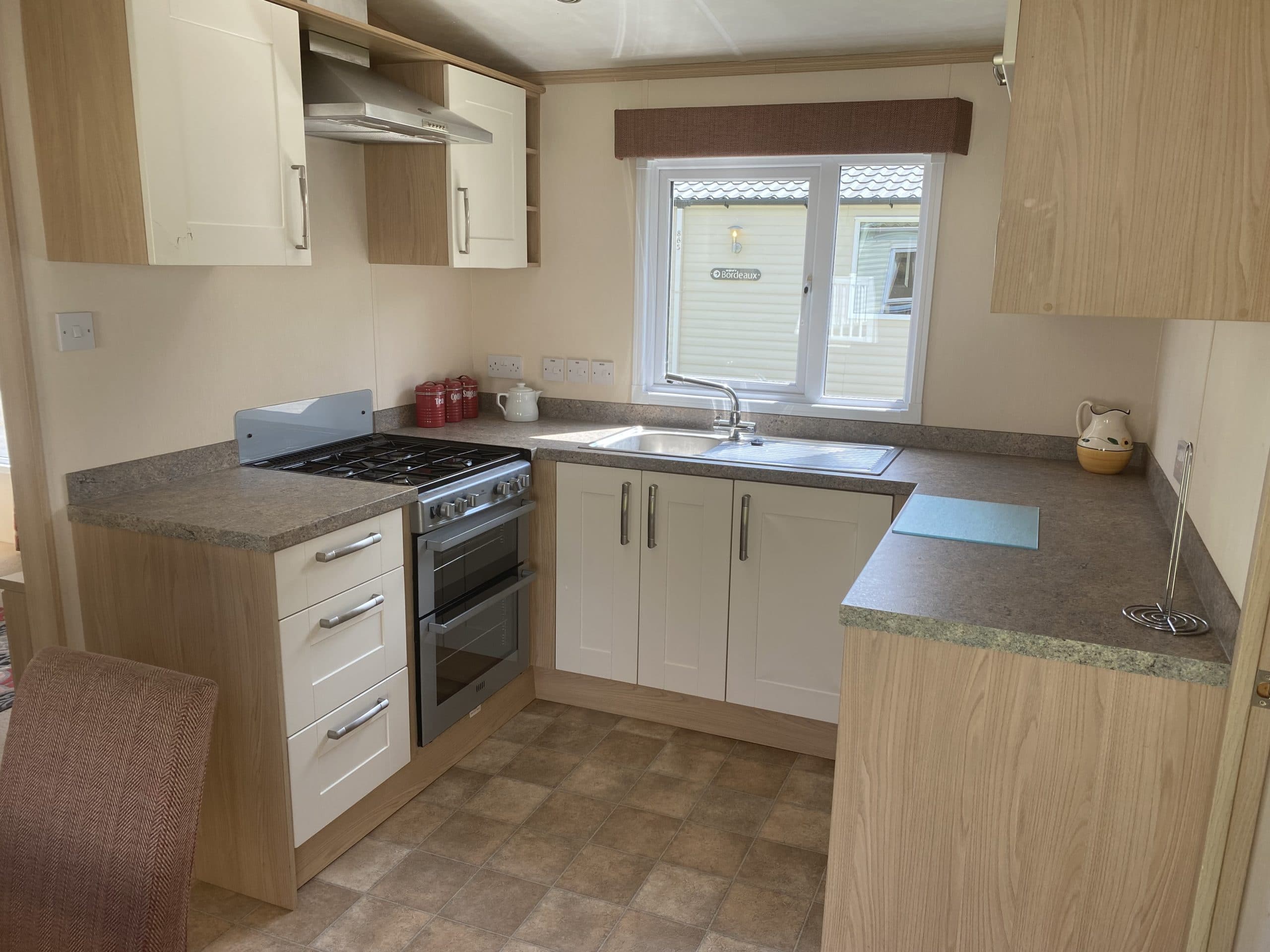 PEMBERTONABINGDON (2)