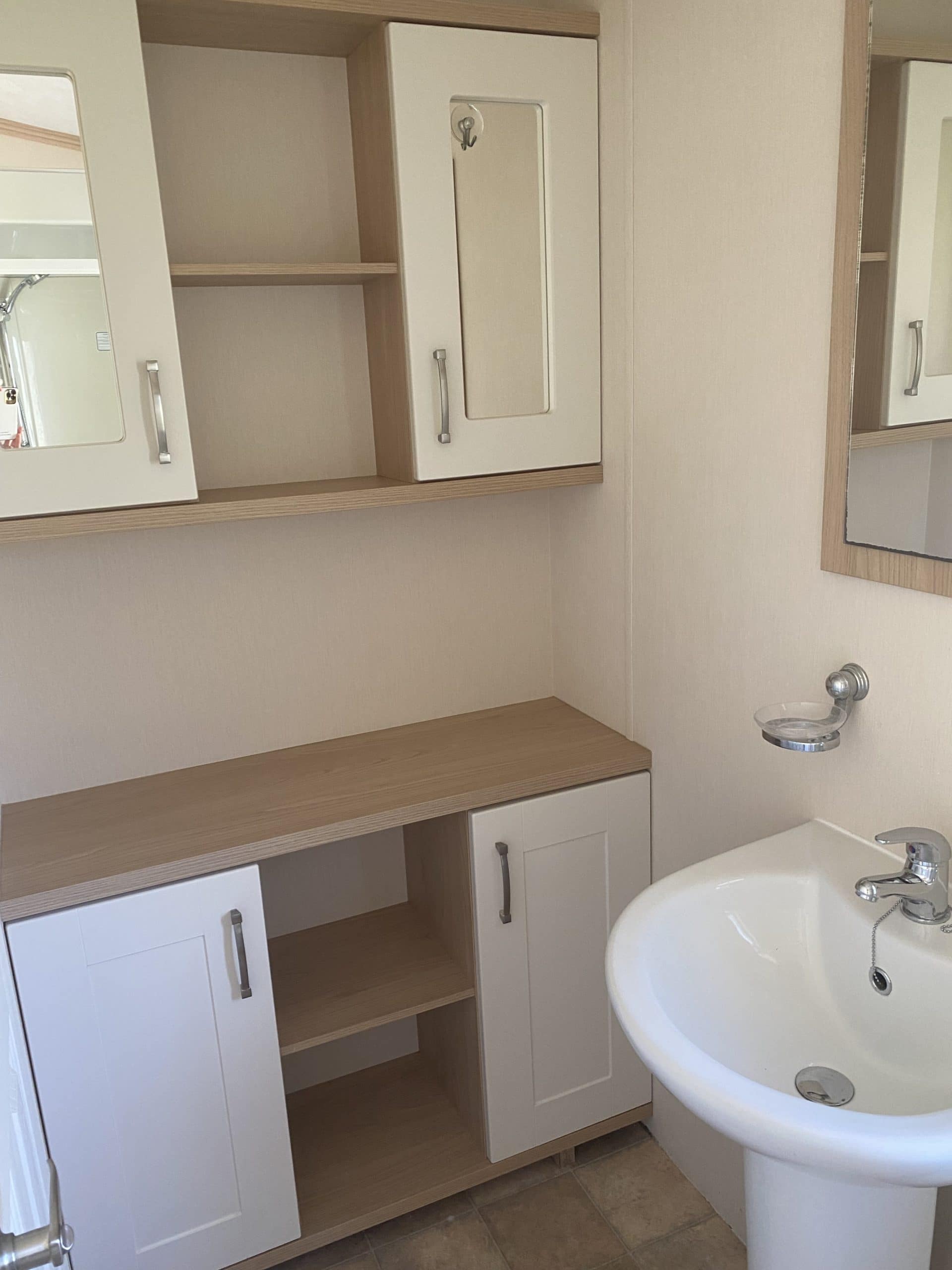 PEMBERTONABINGDON (3)